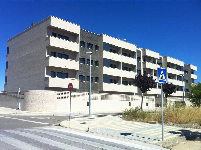 Alquiler con opción a compra 32 pisos en Tudela